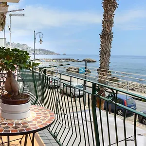 Sun Sea House Taormina Giardini Naxos
