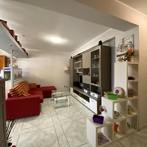 Tyttyhouse Giardini Naxos