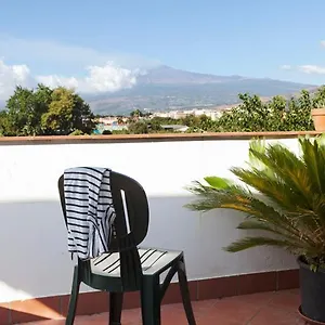 La Trinacria Bed & Breakfast
